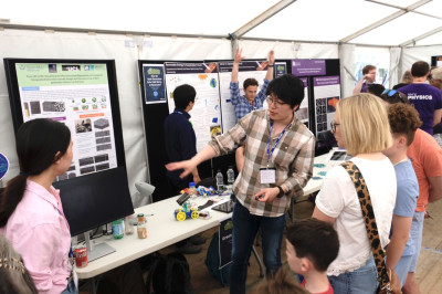 click/tap to enlarge this image... Dr Xuekun Lu introducing lithium-ion battery technologies and materials, followed by stimulating discussions with the audience