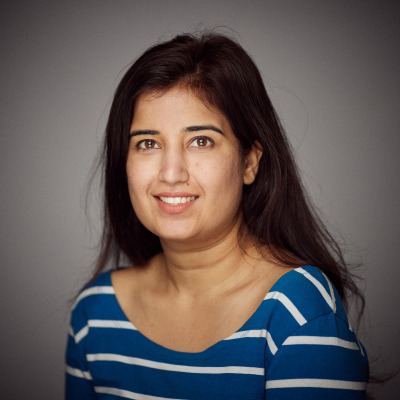 Dr Swati Midha
